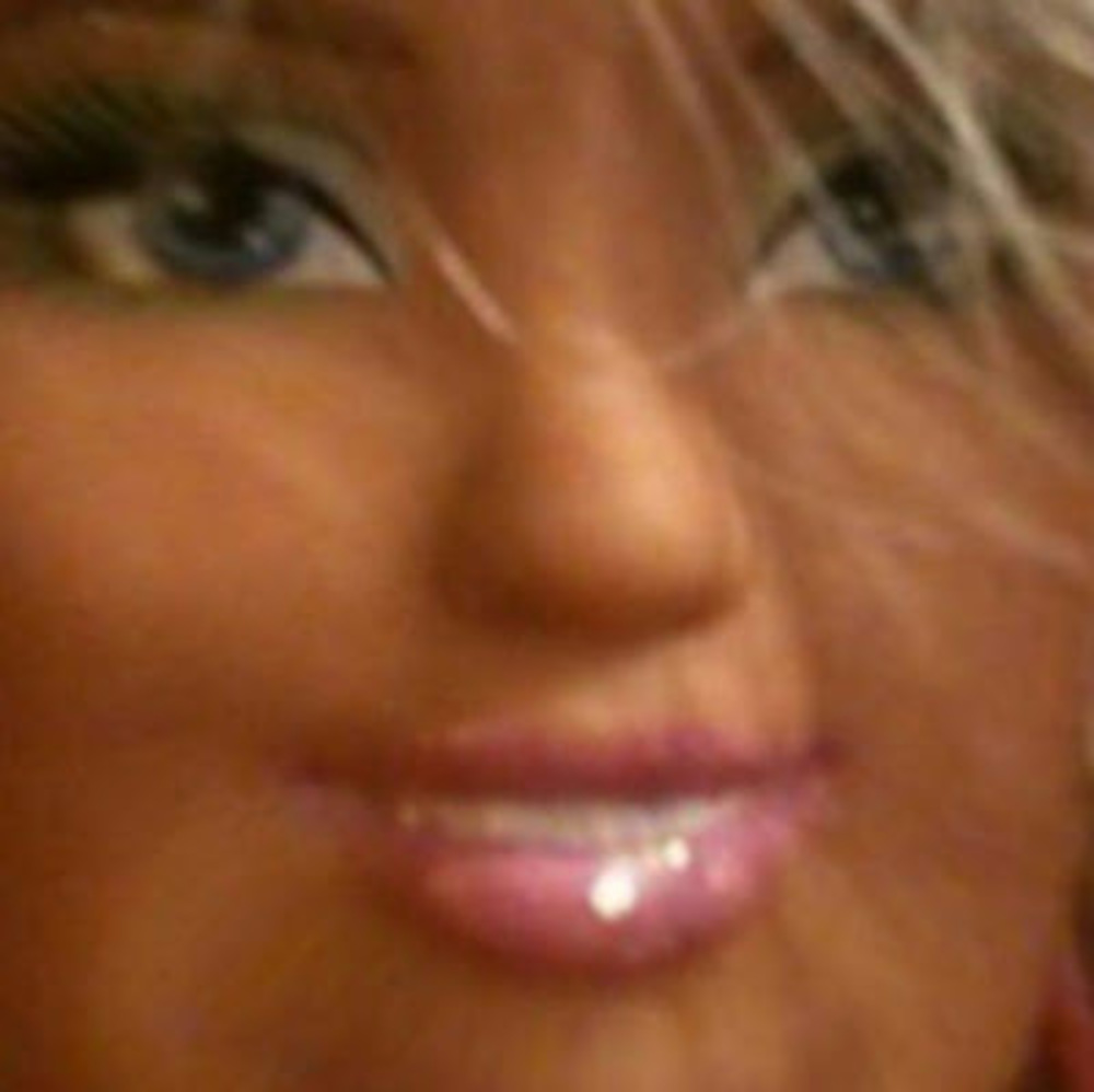 Meet your Posher, Kaycee